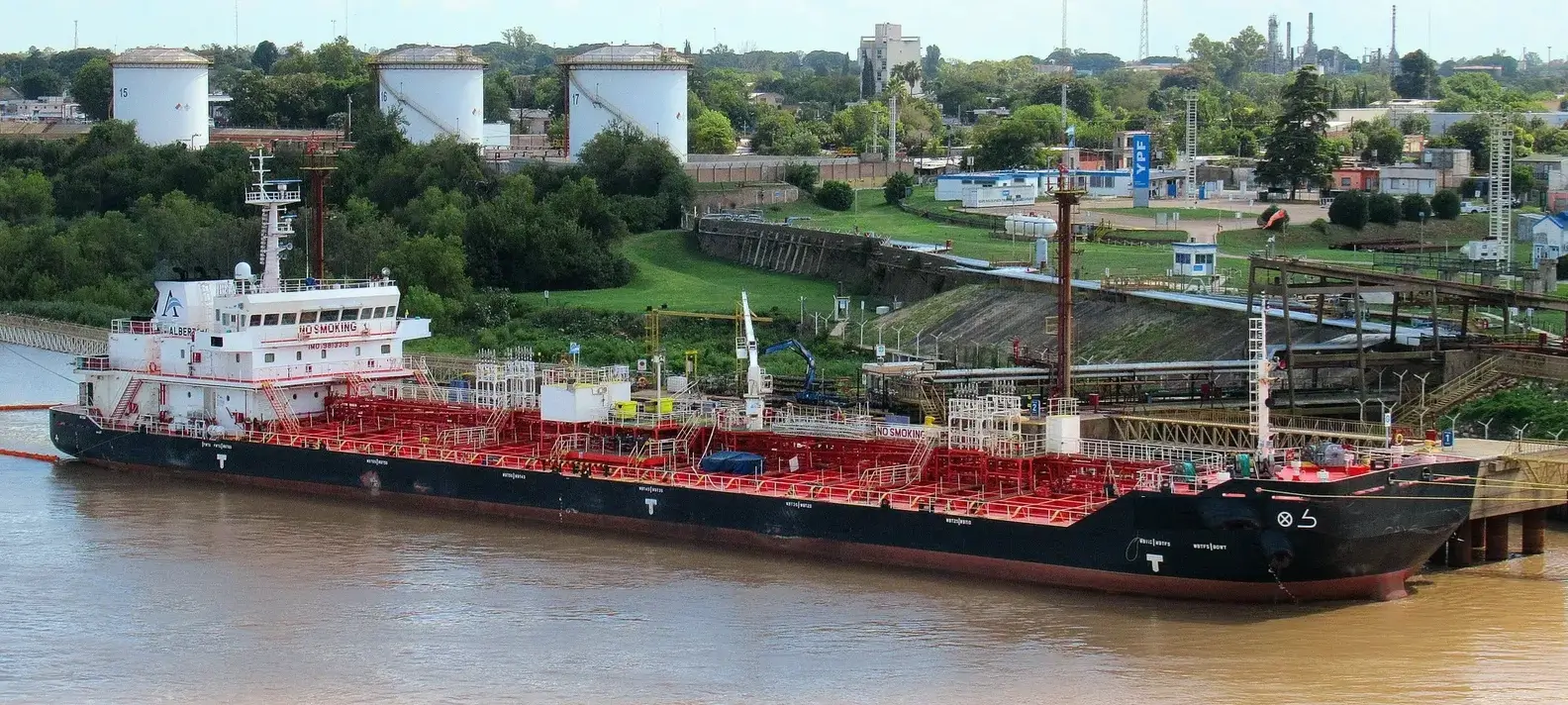 Tanker ship M/T ALBERTO V