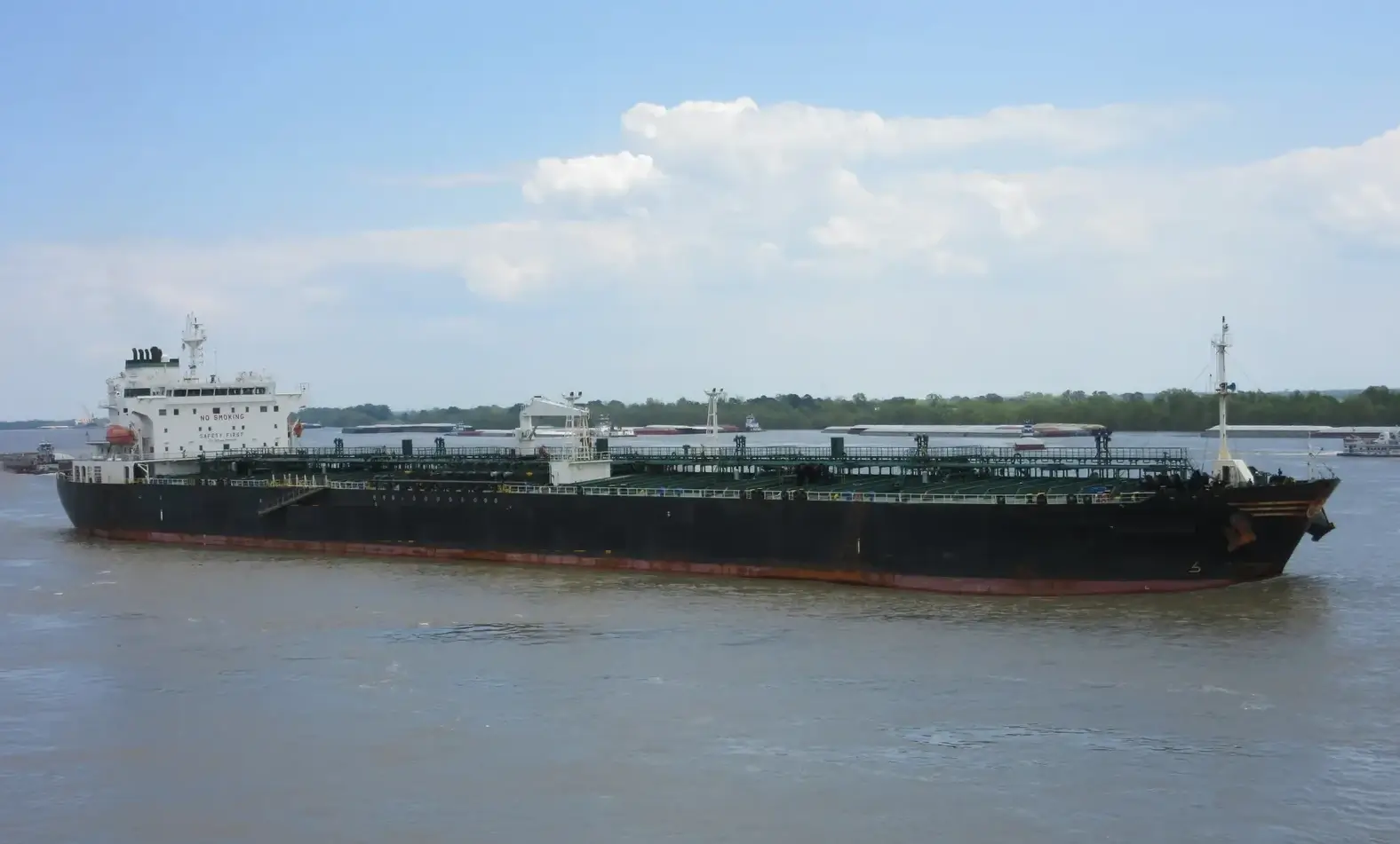 M/T ENERGY CHANCELLOR