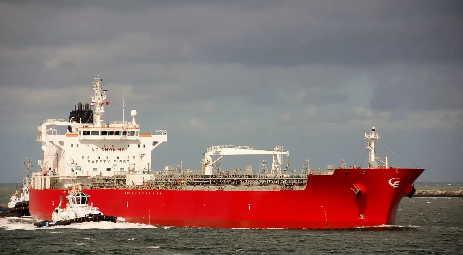 M/T GRACE ROMAVICTOR