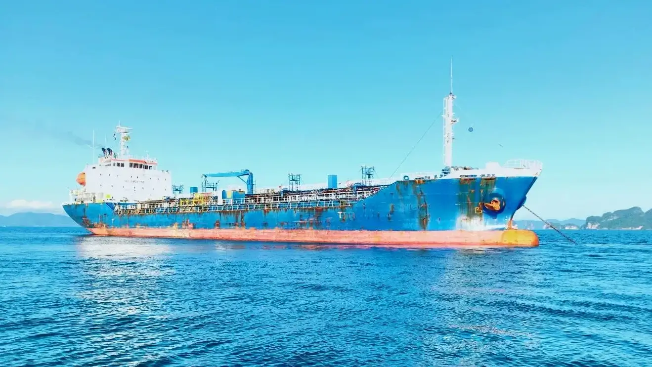 M/T NSH SINGAPORE