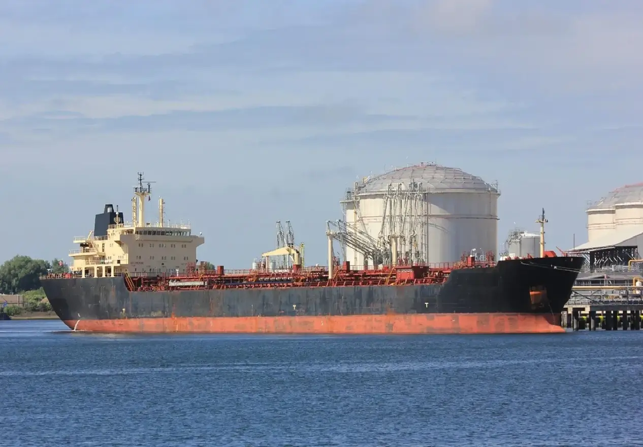 Tanker ship M/T VS REMLIN