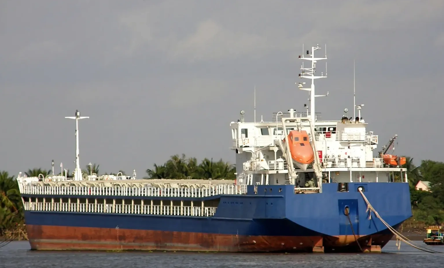 M/V ALGEDI STAR