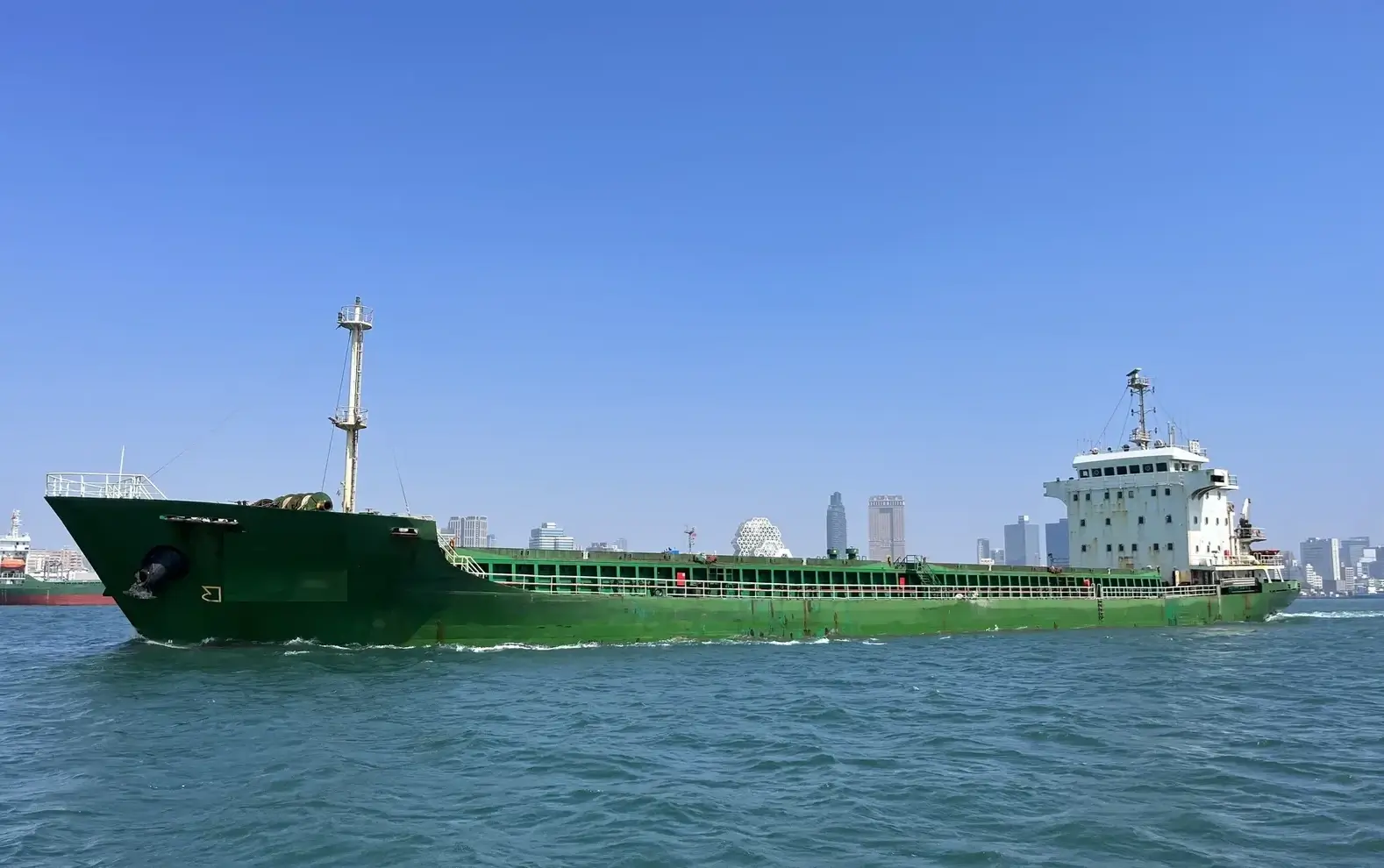 M/V BAO HONG 8