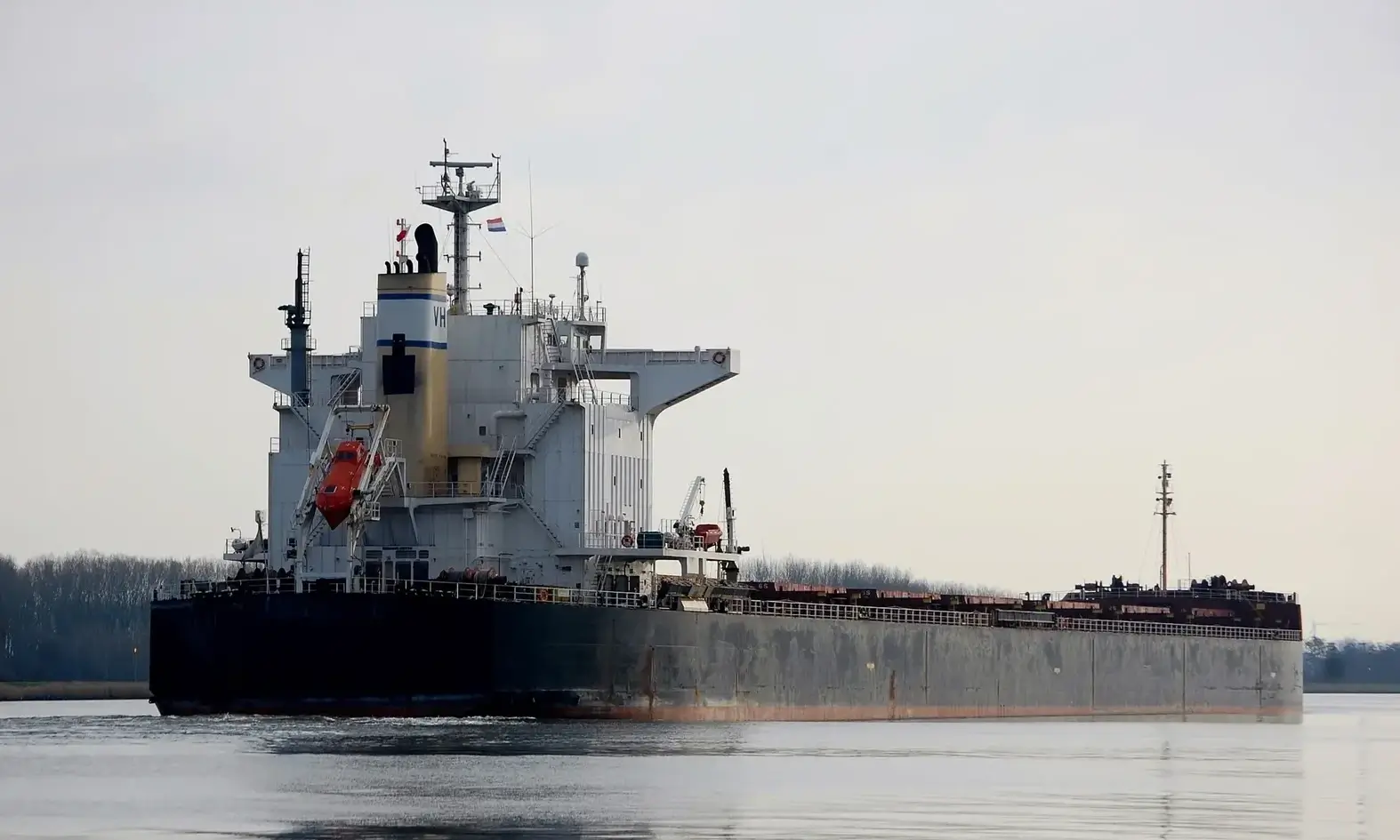 Bulk Carriers ship M/V PEDHOULAS COMMANDER