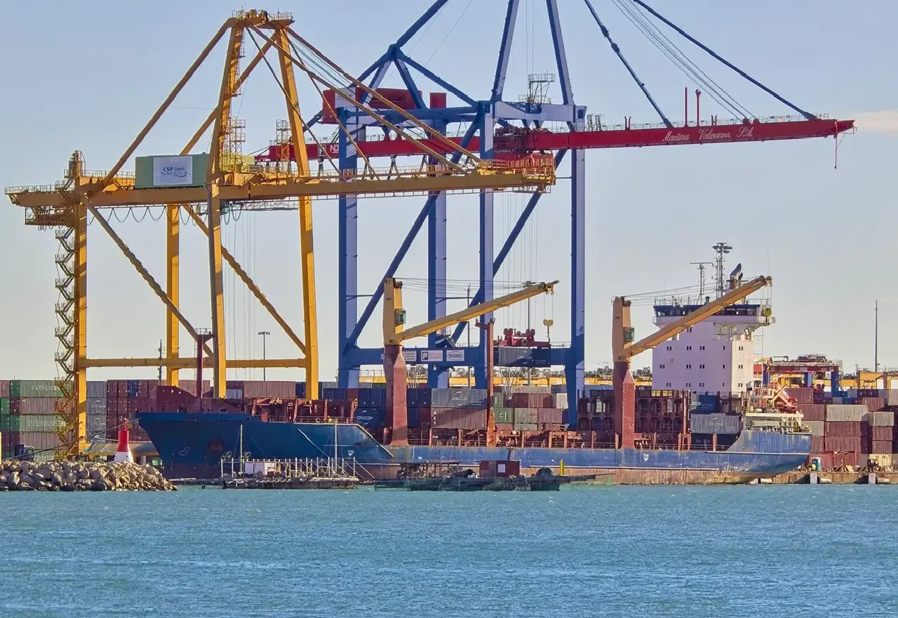 M/V SYNETOS