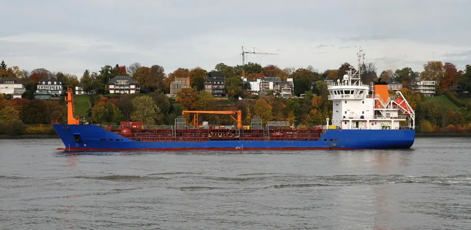 MT ATLANTIS - ESTONIA FLAG